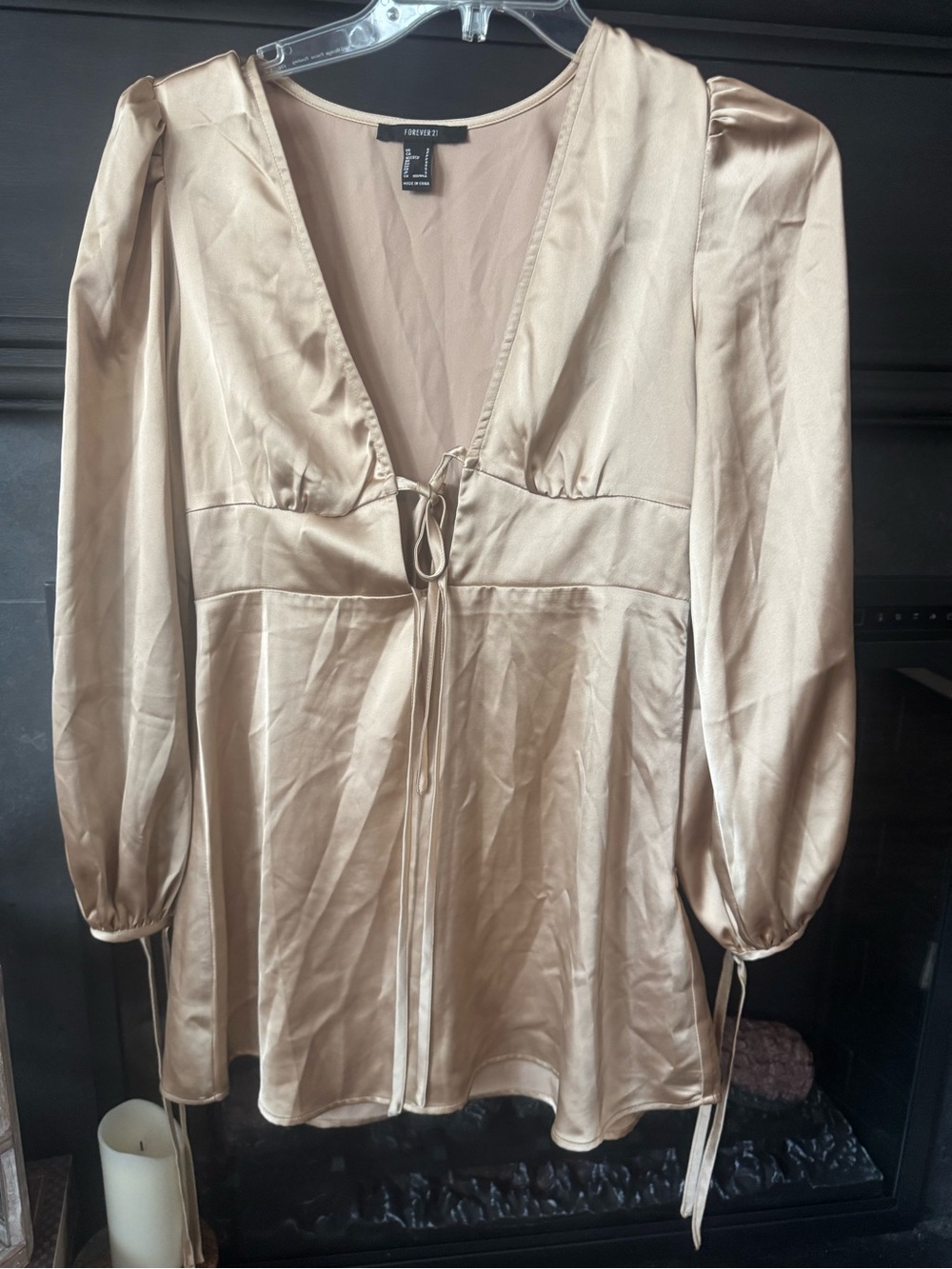 Forever 21 Cream Satin V-Neck Tie-Front Women’s Top
